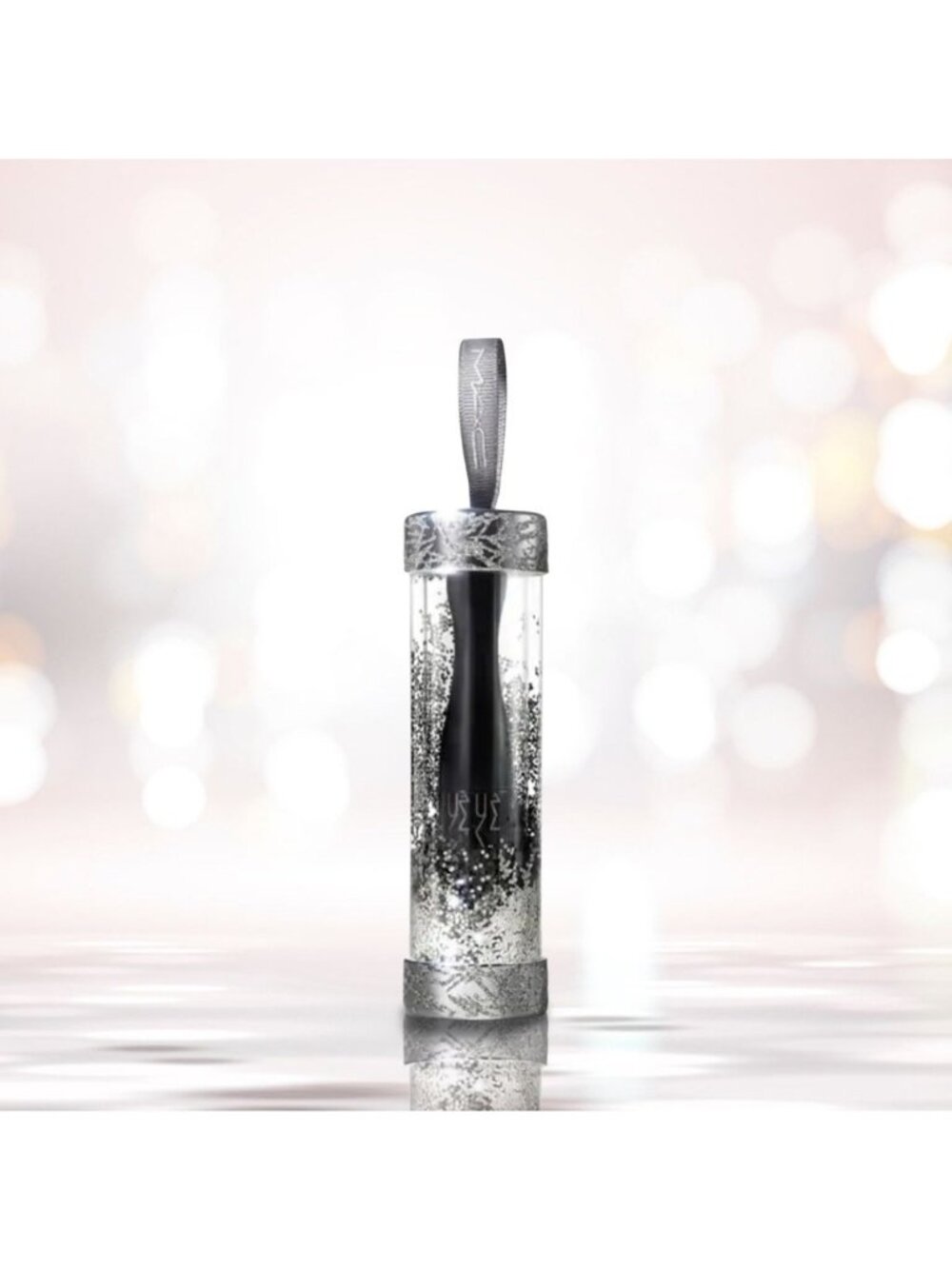 MAC Baubleburst Ornament In EXTREME DIMENSION MASCARA